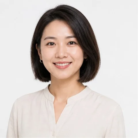 李露娜 Luna Lee